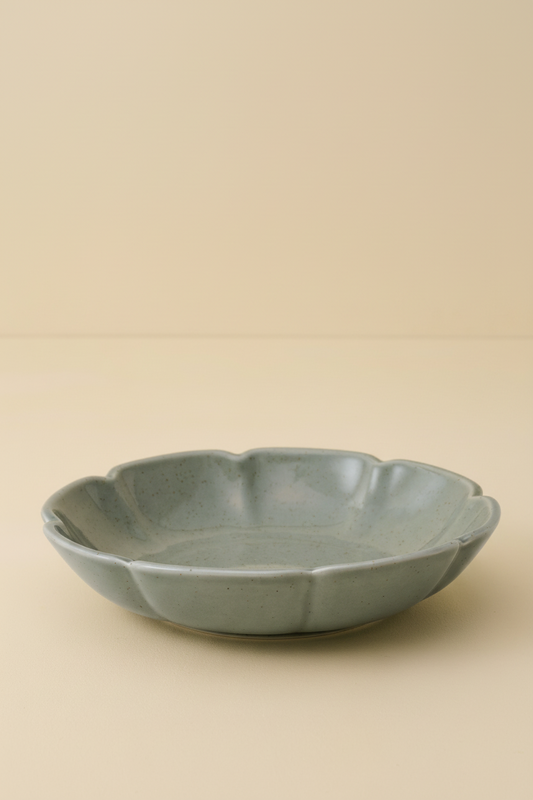 Green Speckle Heirloom Scallop Pasta Bowl