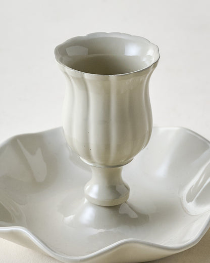 Ruffle Taper Holder