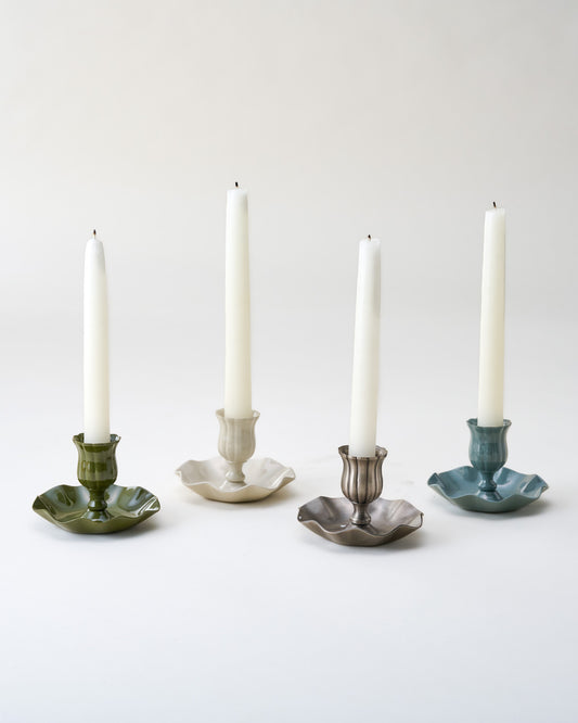 Ruffle Taper Holder