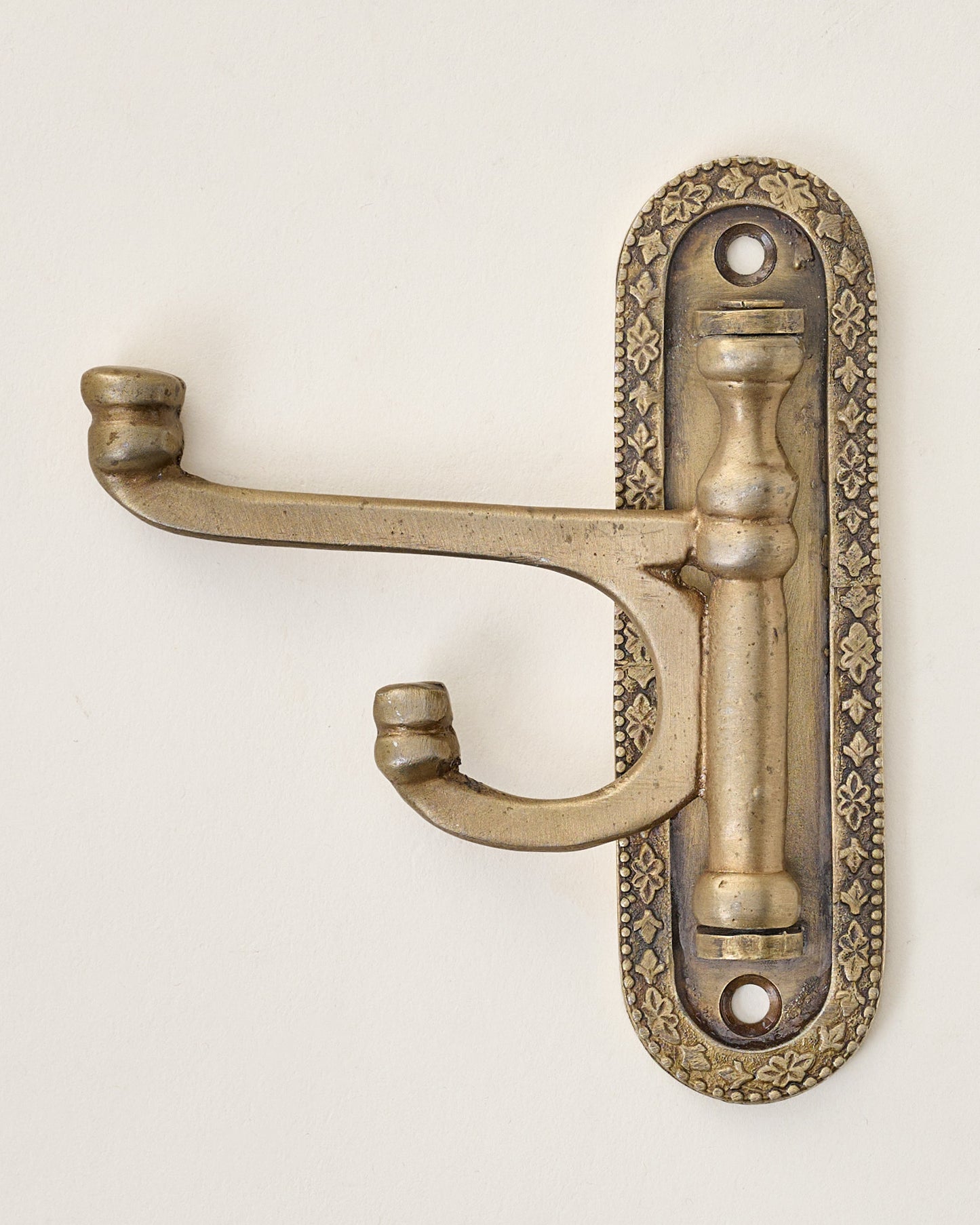 Vienna Swivel Single Hook