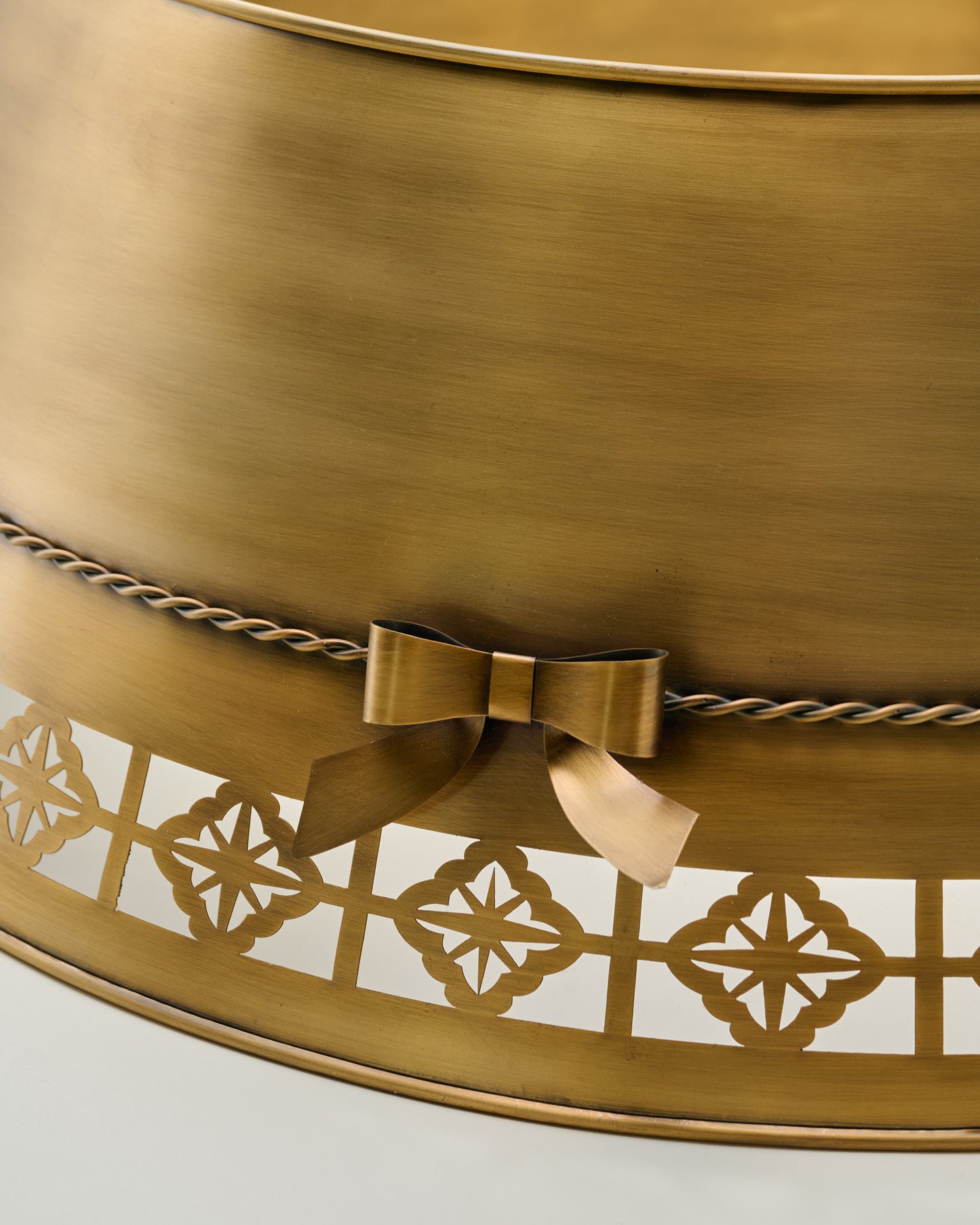 Clara Brass Bow Tree Collar