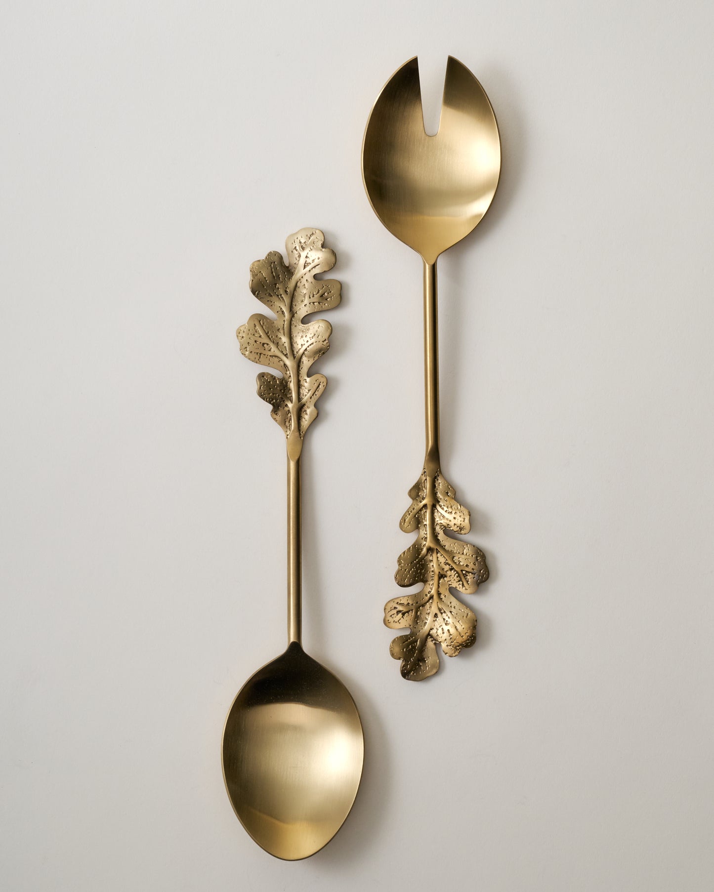 Antique Brass Oak Leaf Handle Serving Set of Two