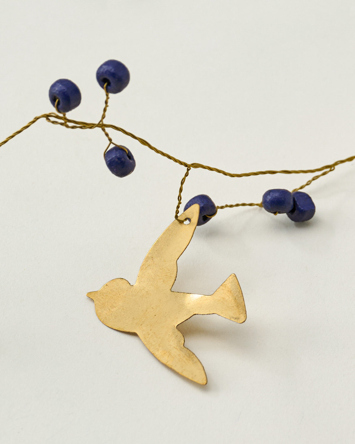 Solid Brass Doves + Berry Garland, 72"