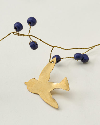 Solid Brass Doves + Berry Garland, 72"