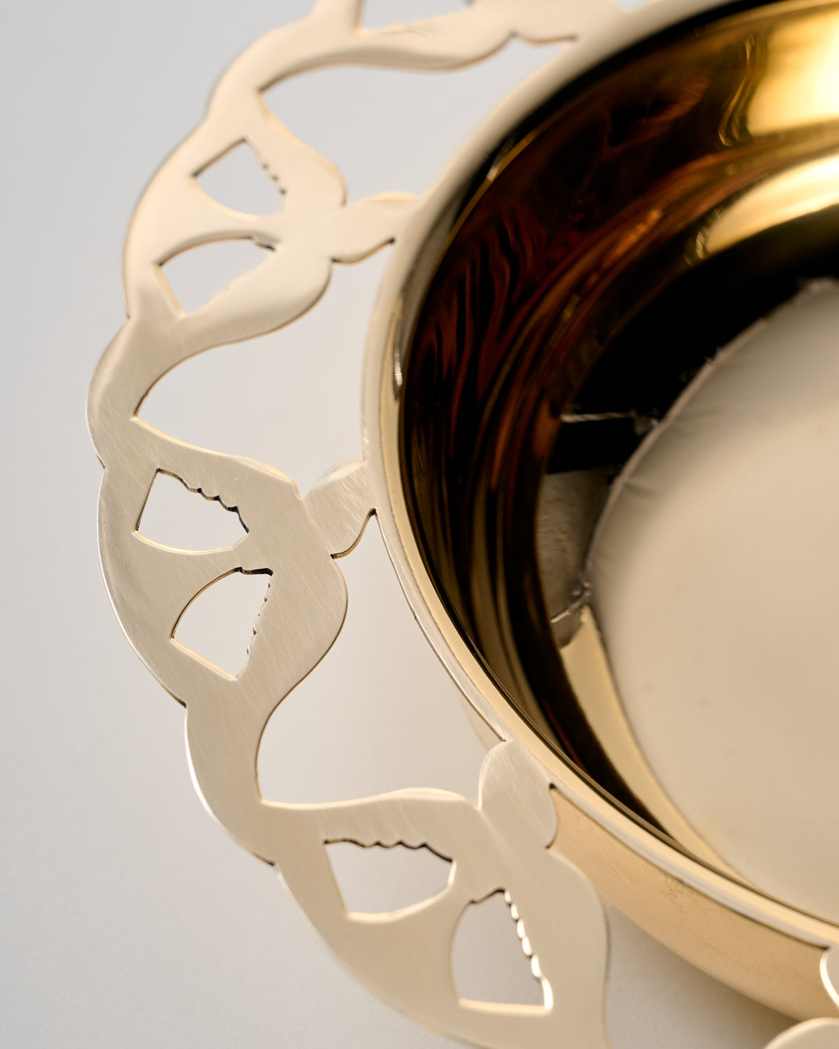 Solid Brass Dove Bowl