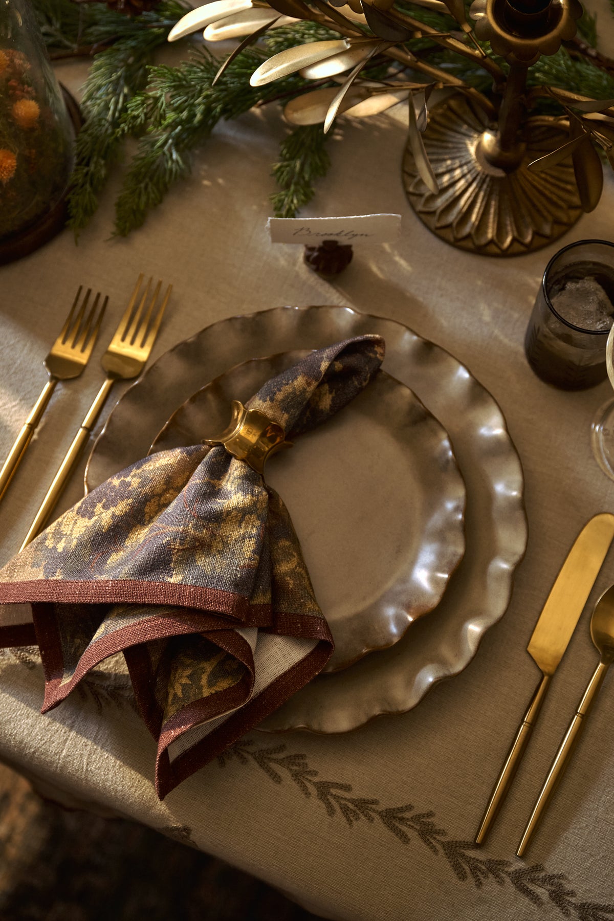 Evergrove Napkin Set of Four at a place setting