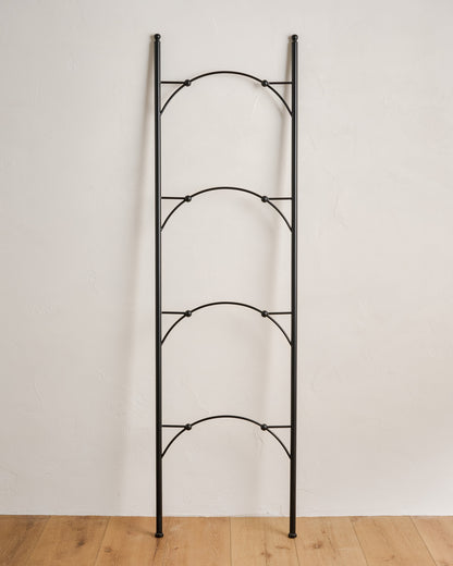 Gracie Metal Arched Ladder