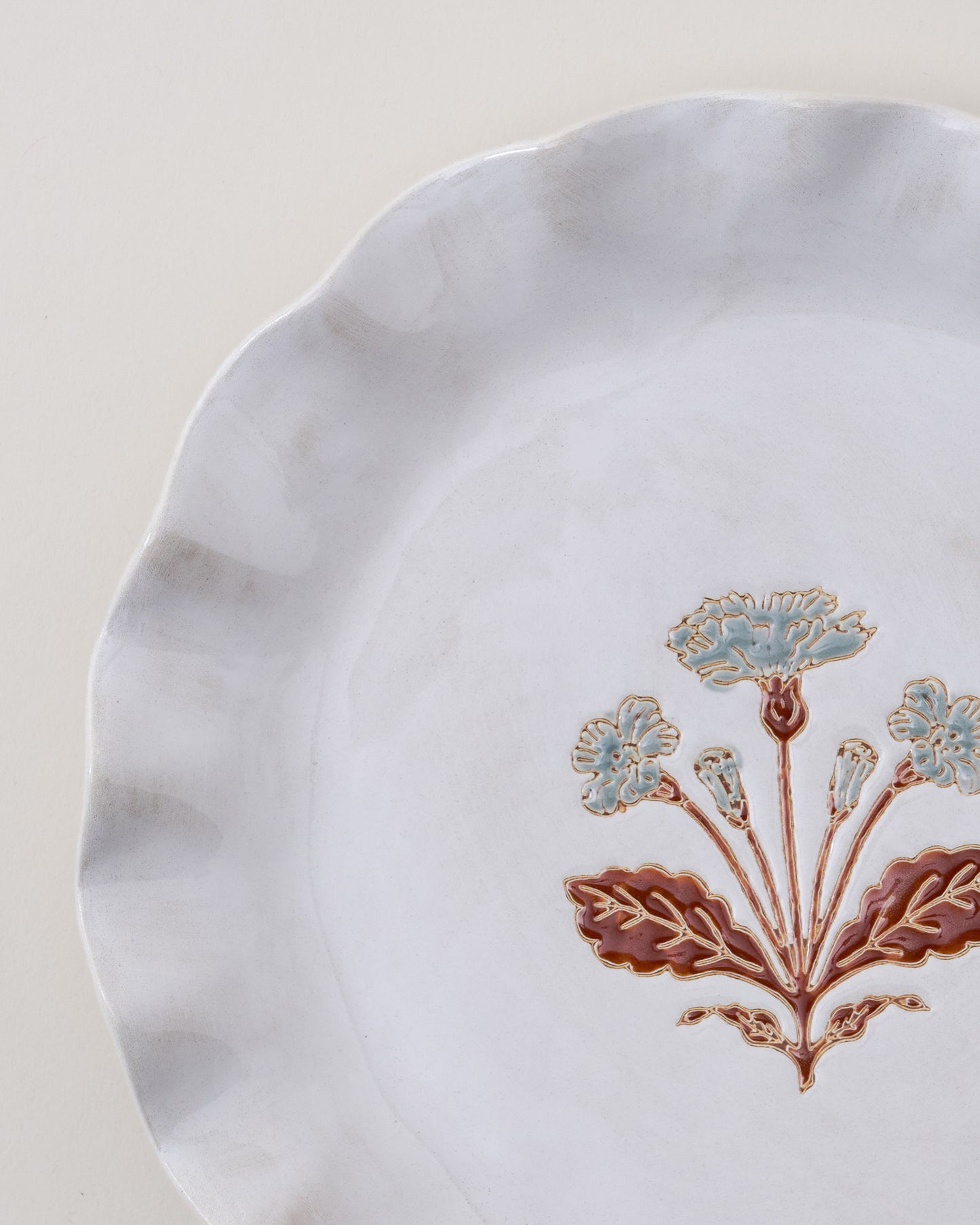 Cream Organic Ruffle Edge Elaine Dessert Plate