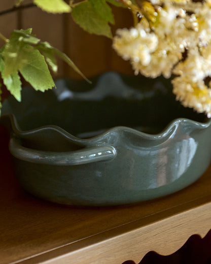 Blue Oval Scalloped Baker