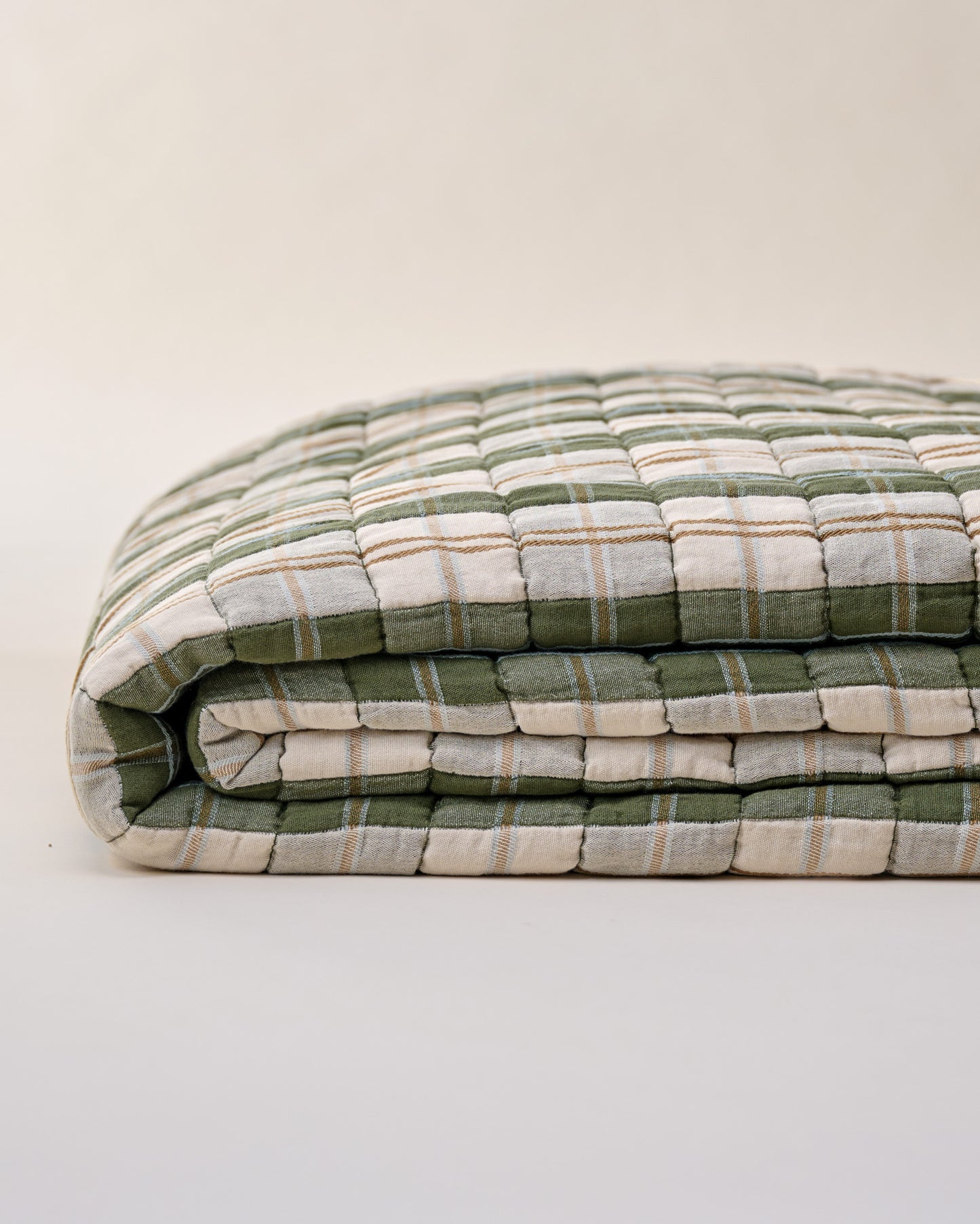 Everett Plaid Quilt