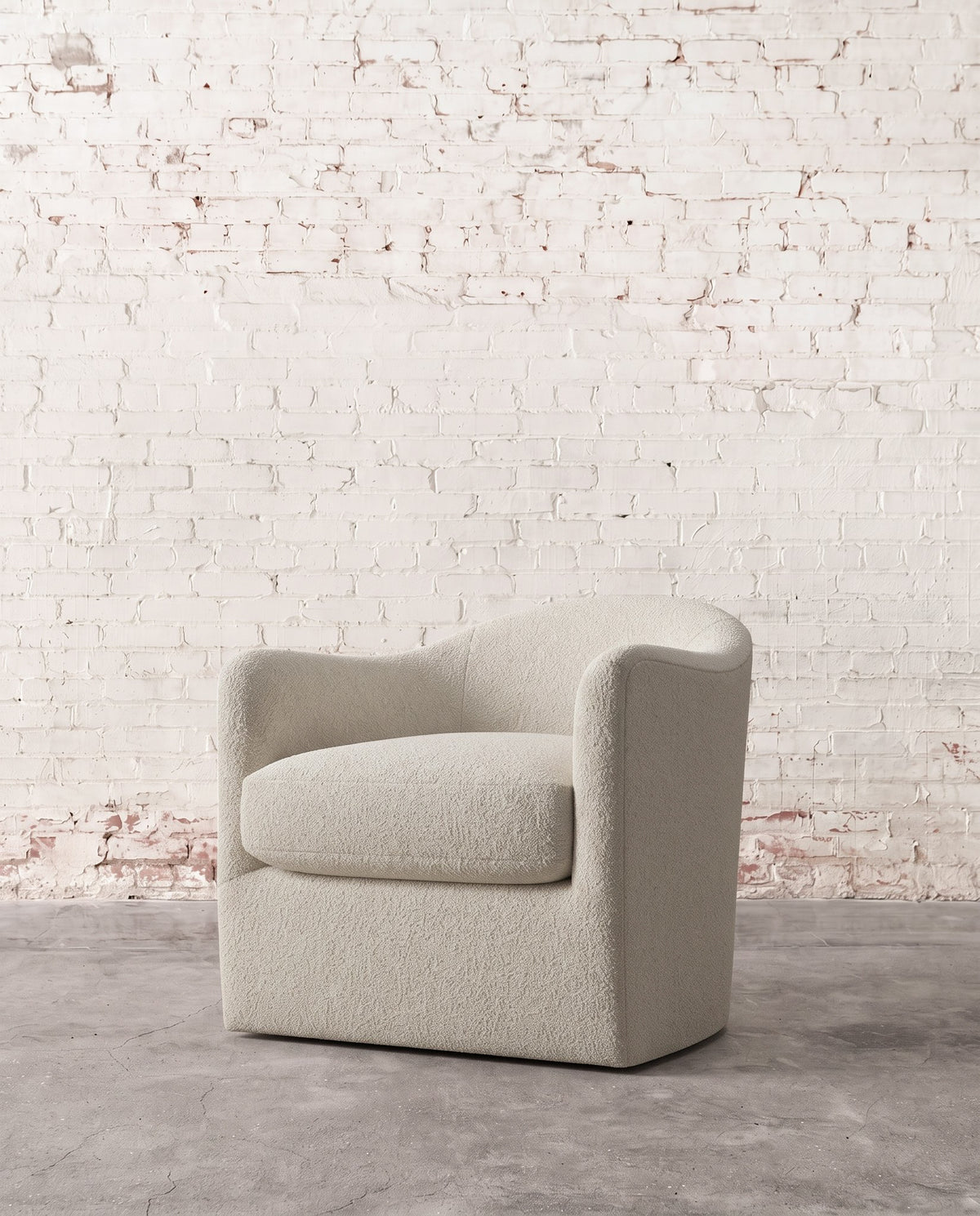 Remie Swivel Chair