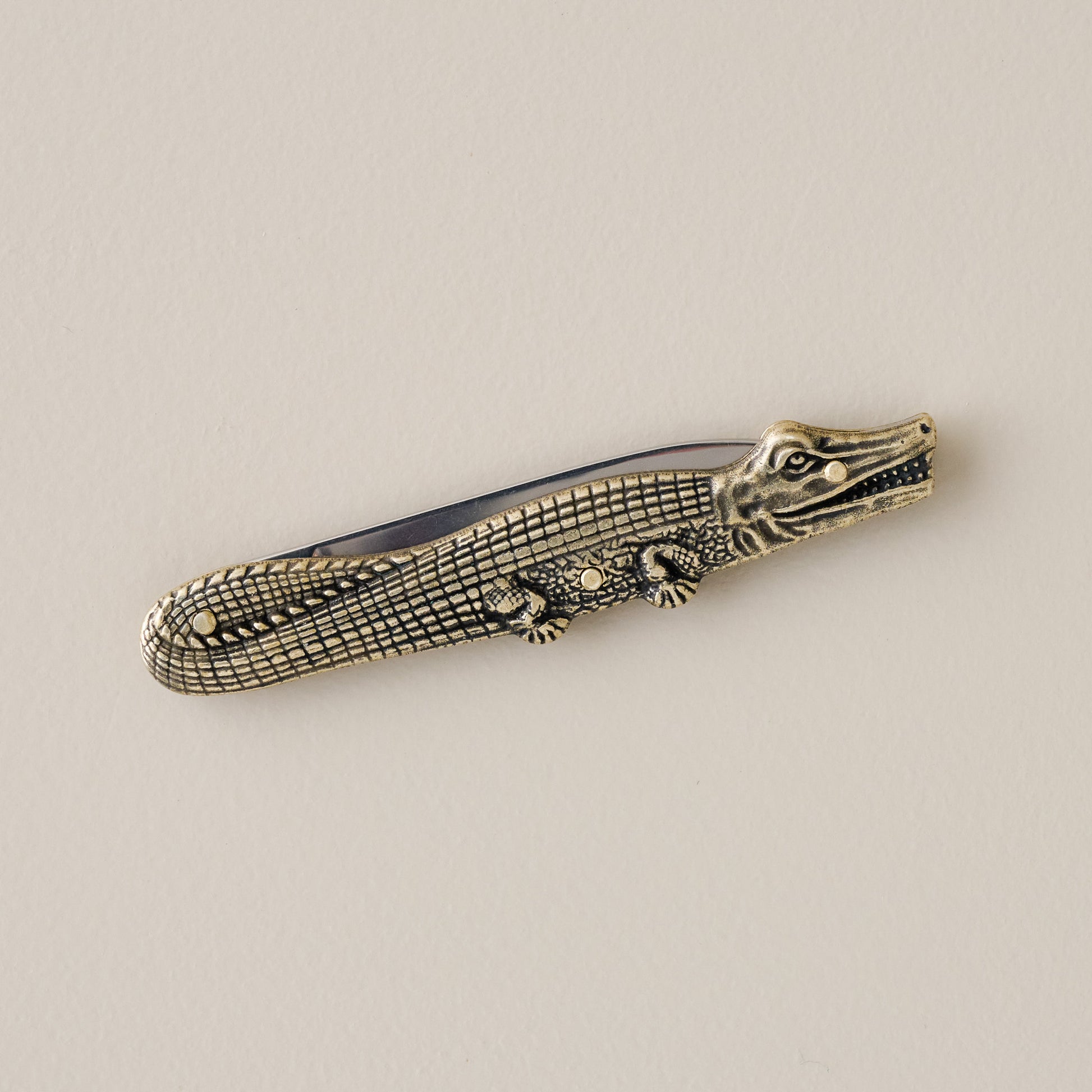 Alligator Brass Knife