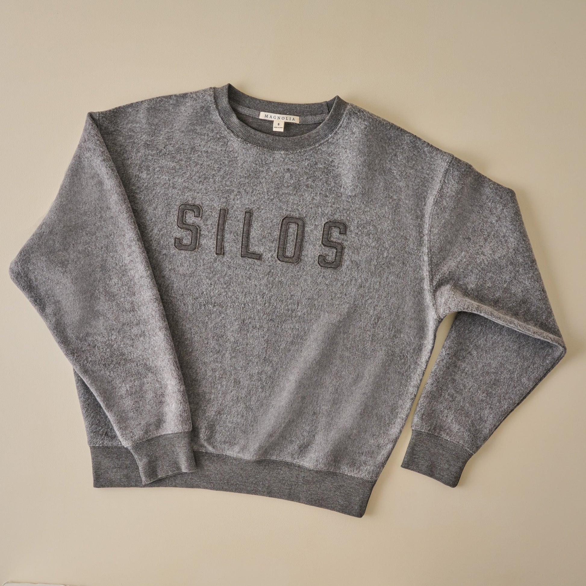 Silos Applique Charcoal Cozy Fleece