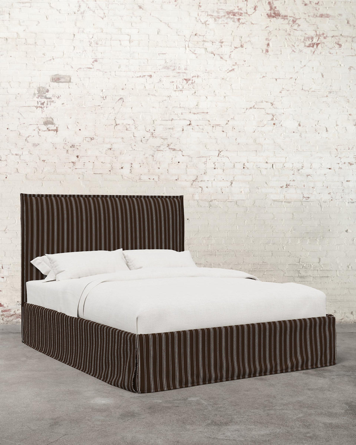 Simone Specialty Slipcover Bed