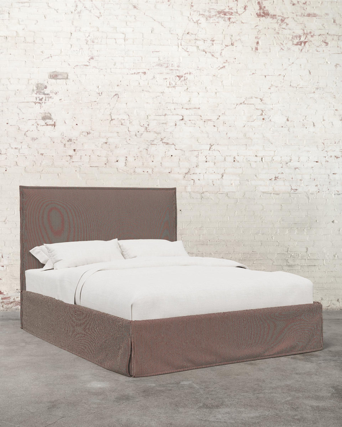 Simone Specialty Slipcover Bed