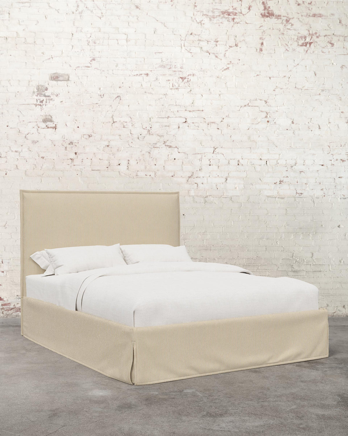 Simone Specialty Slipcover Bed