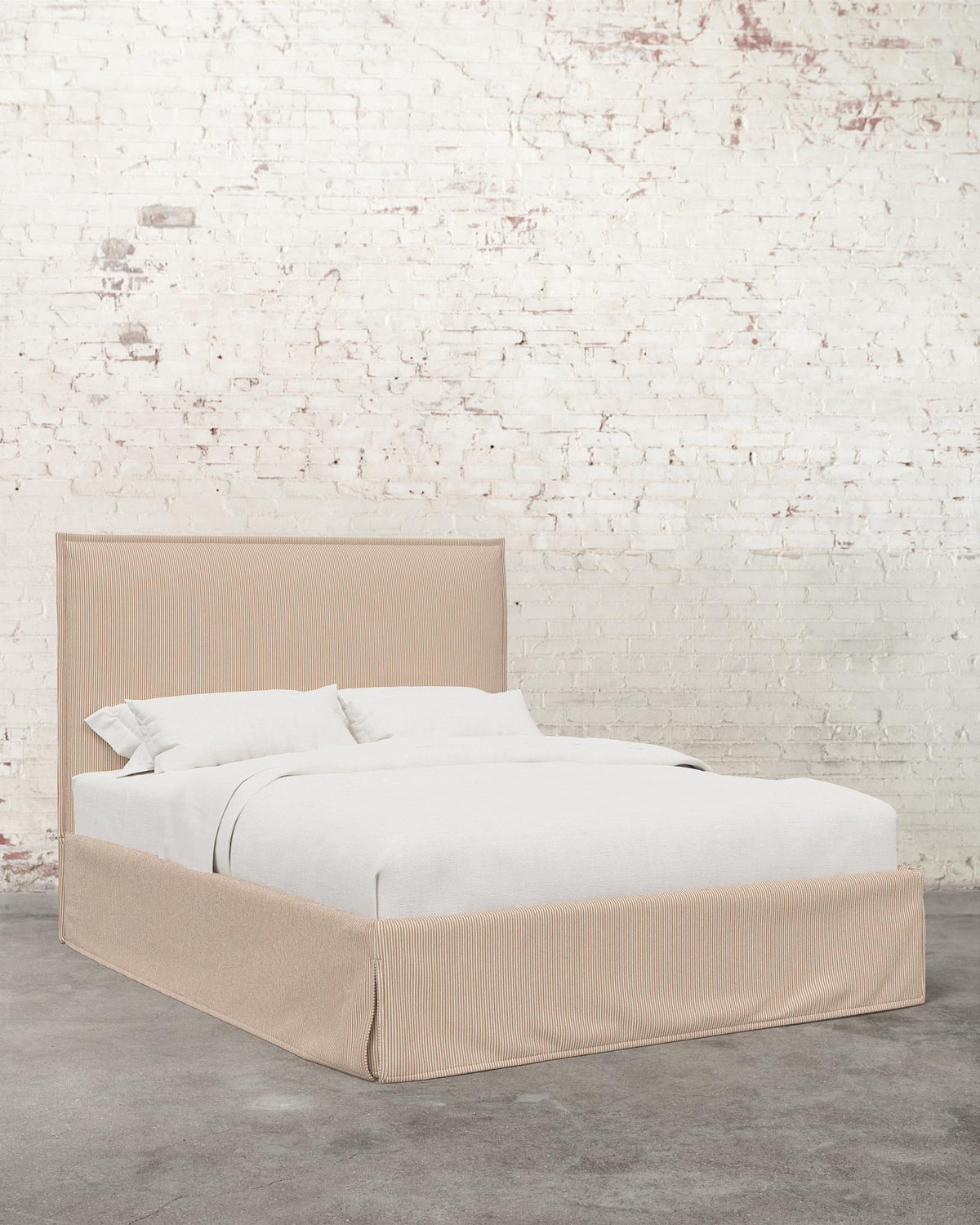 Simone Specialty Slipcover Bed