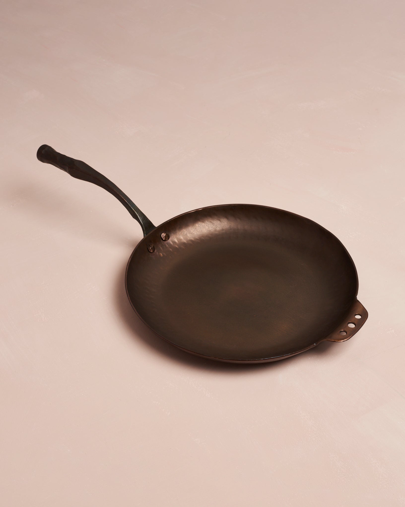 Smithey Carbon Steel Farmhouse Skillet
