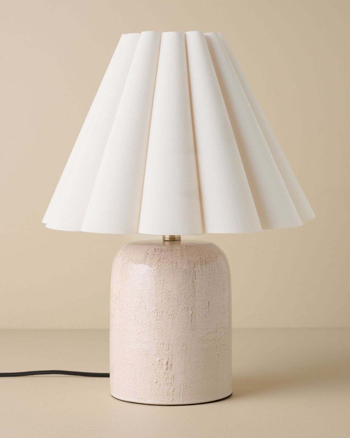 Farrah Table Lamp - Textured Cream linen scallop shade