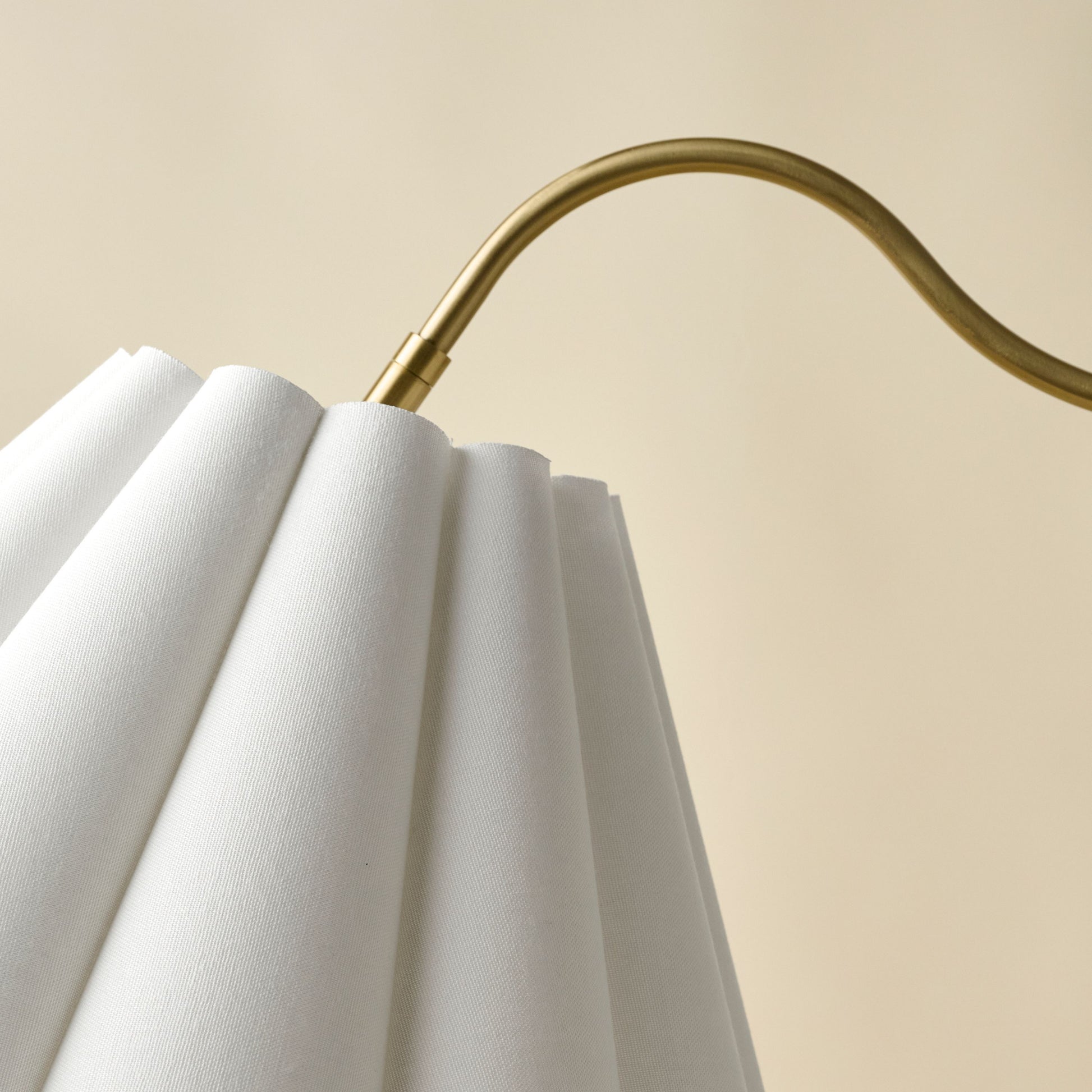 Odette Floor Lamp with Scallop Shade up close