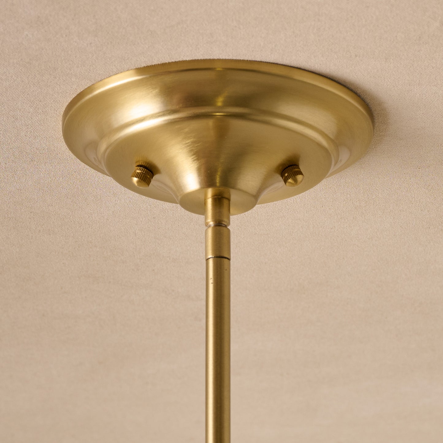 Fluted Scallop Chandelier close up of base