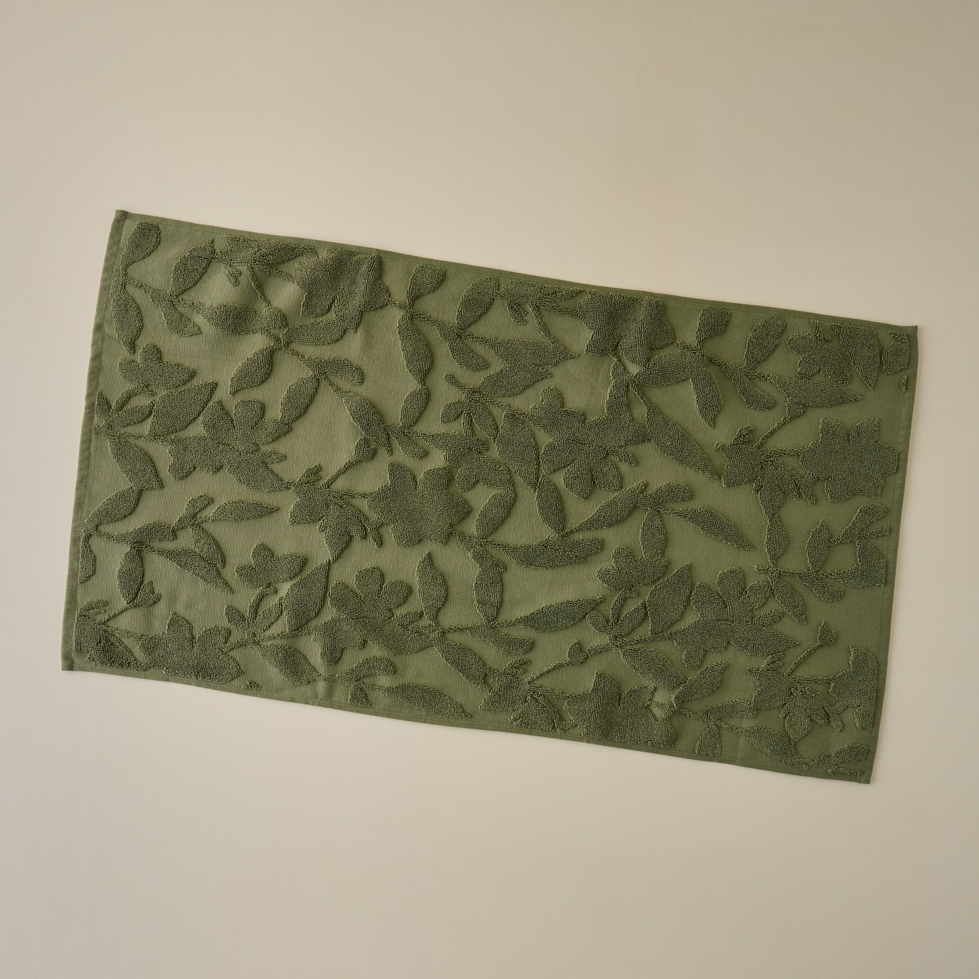 Winter Moss Floral Jacquard Bath Mat