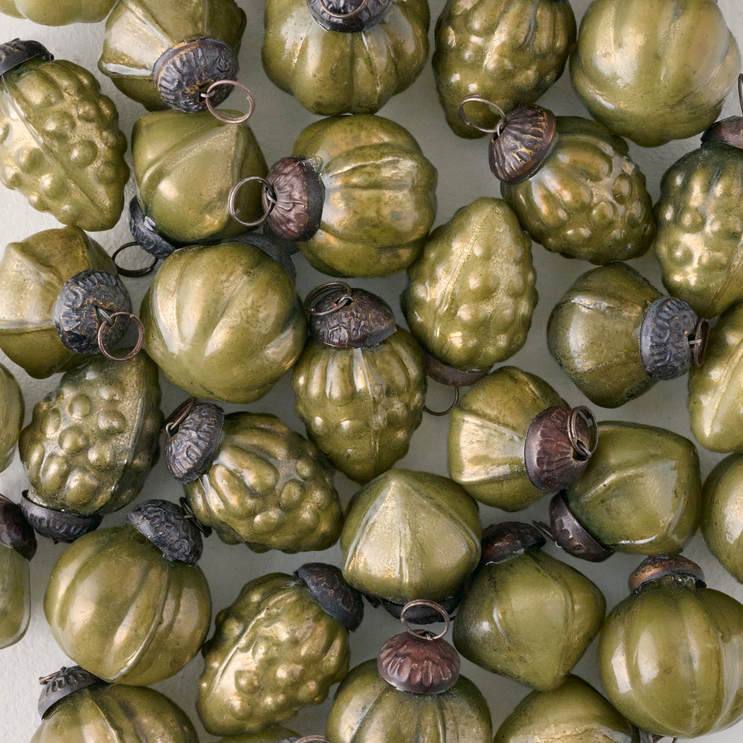 Green Antique Inspired Ornament Bowl Filler