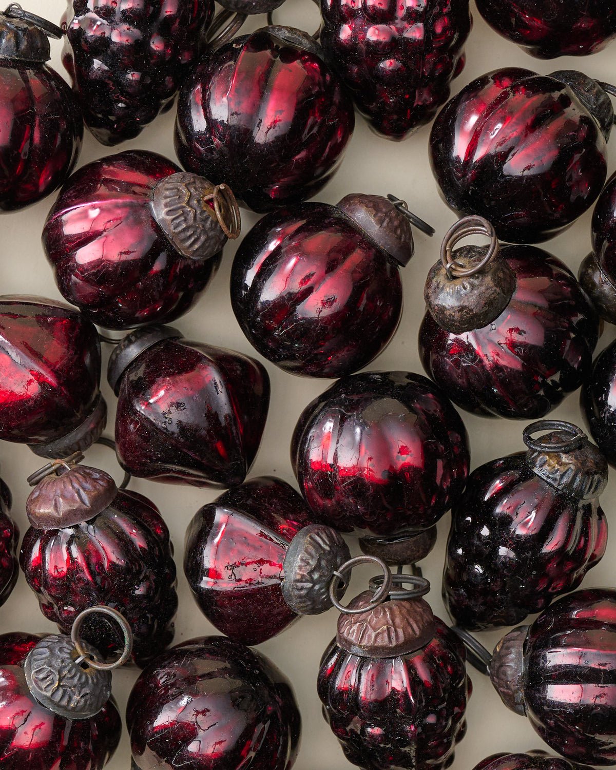 Antique Inspired Ornament Bowl Filler