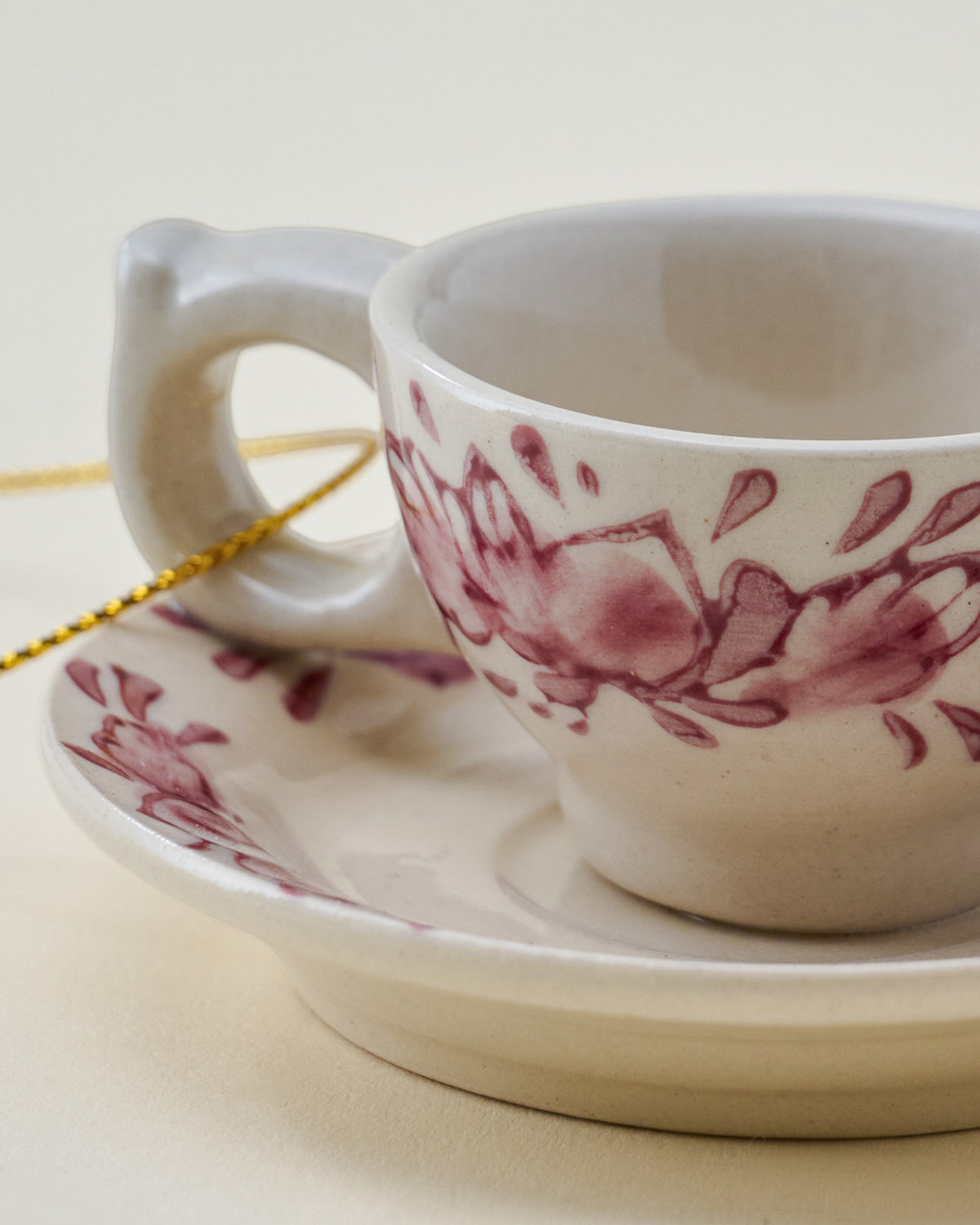 Heirloom Noel Tea Cup Ornament