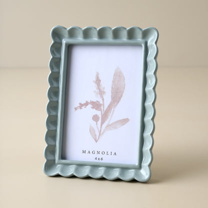Kara Scalloped Photo Frame (4x6)