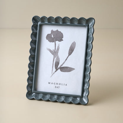 Kara Scalloped Photo Frame (5x7)