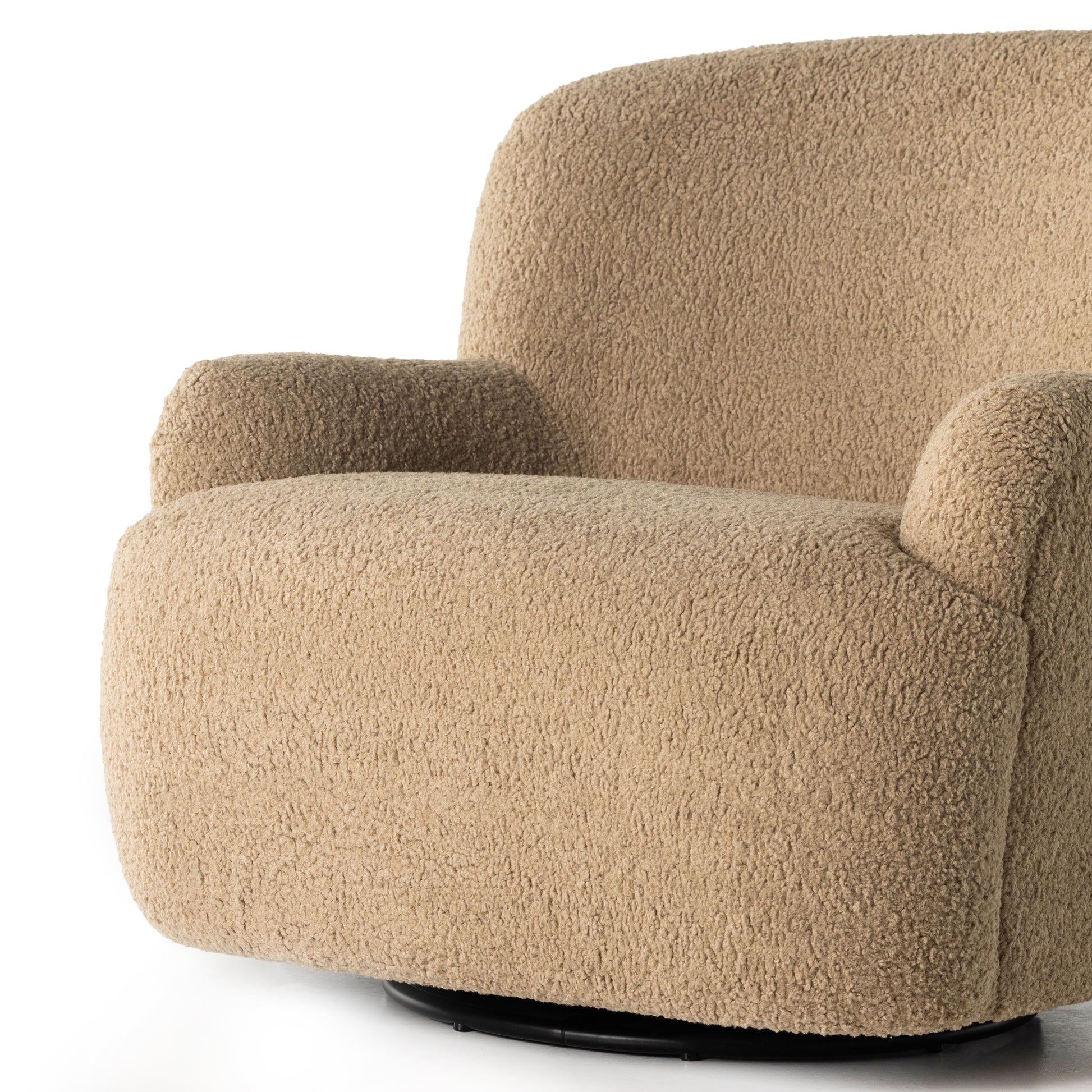 Ruby Swivel Chair
