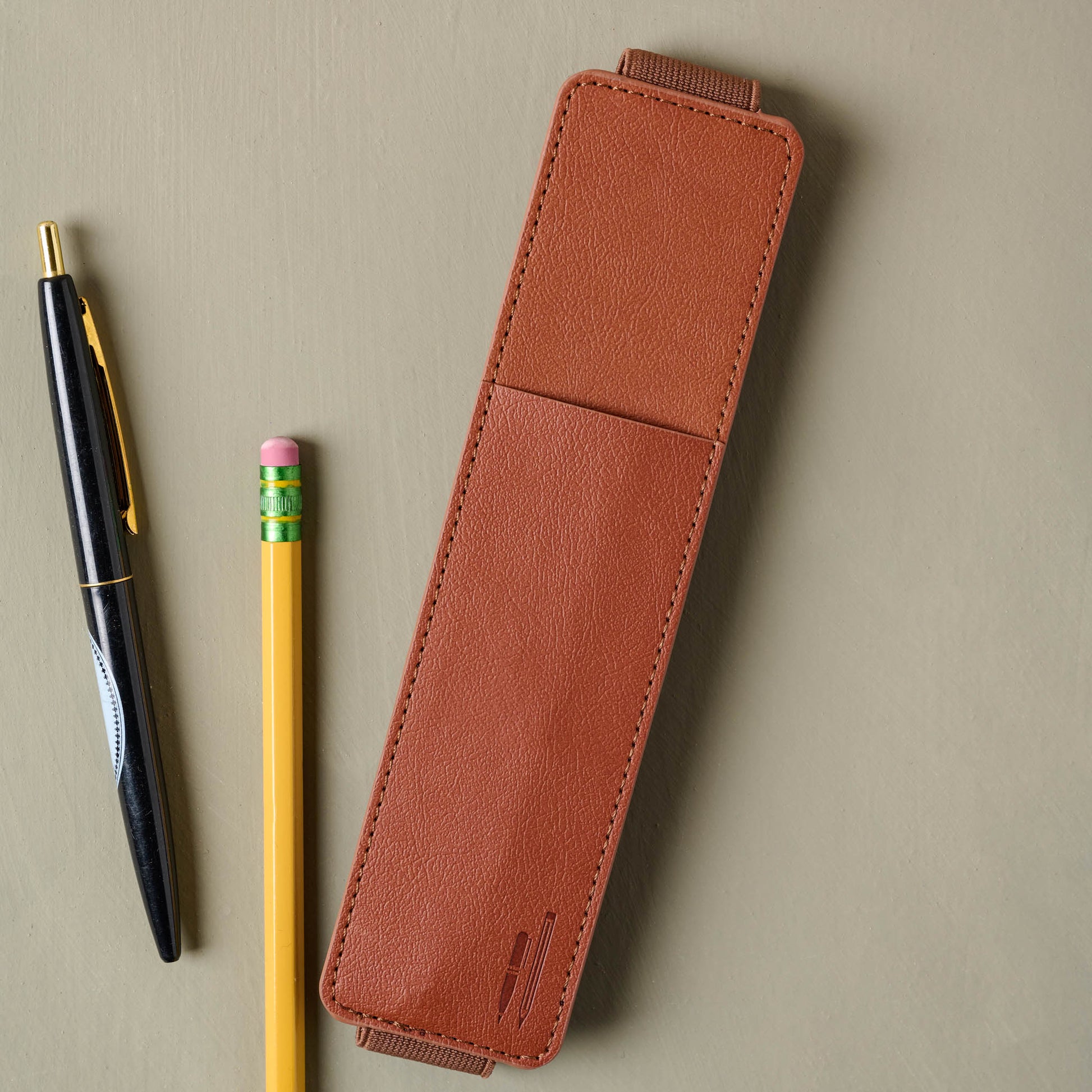 magnolia pen pouch