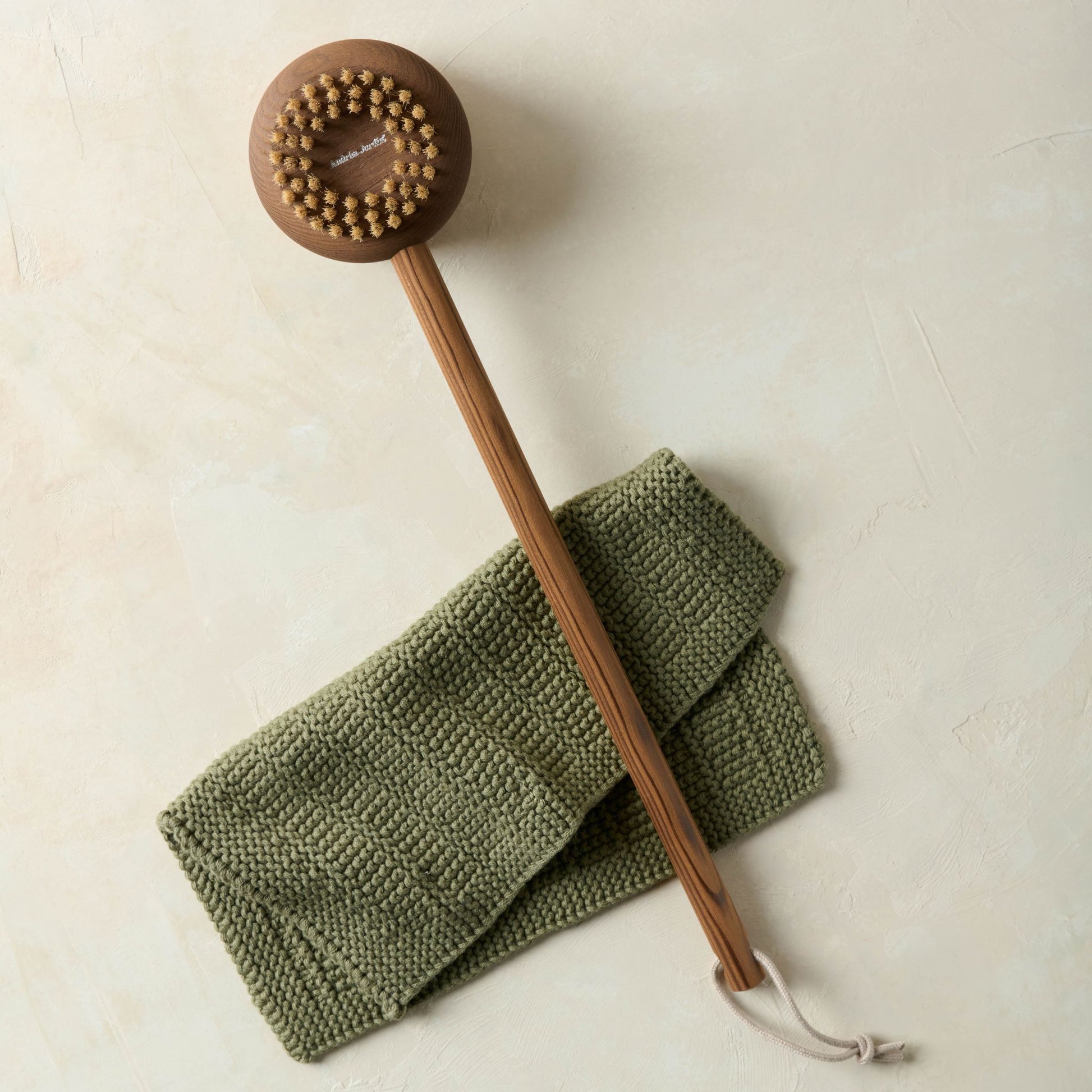 Andree Jardin "Heritage" Bath Brush with Handle