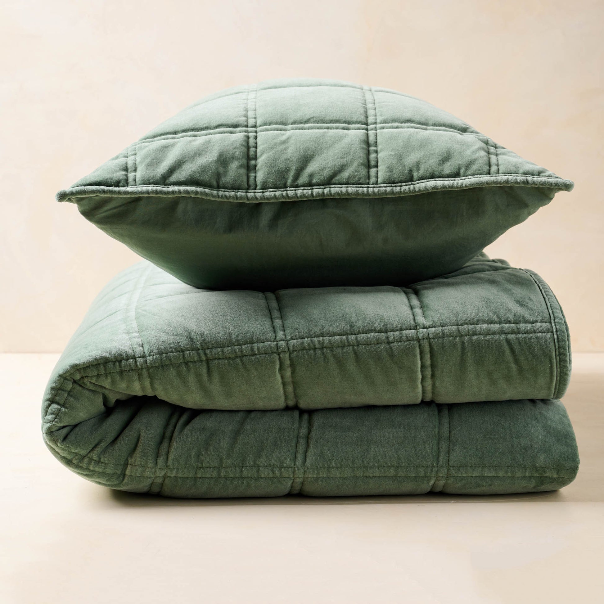 Weekend Velvet Quilt - Dusty Green and matching sham