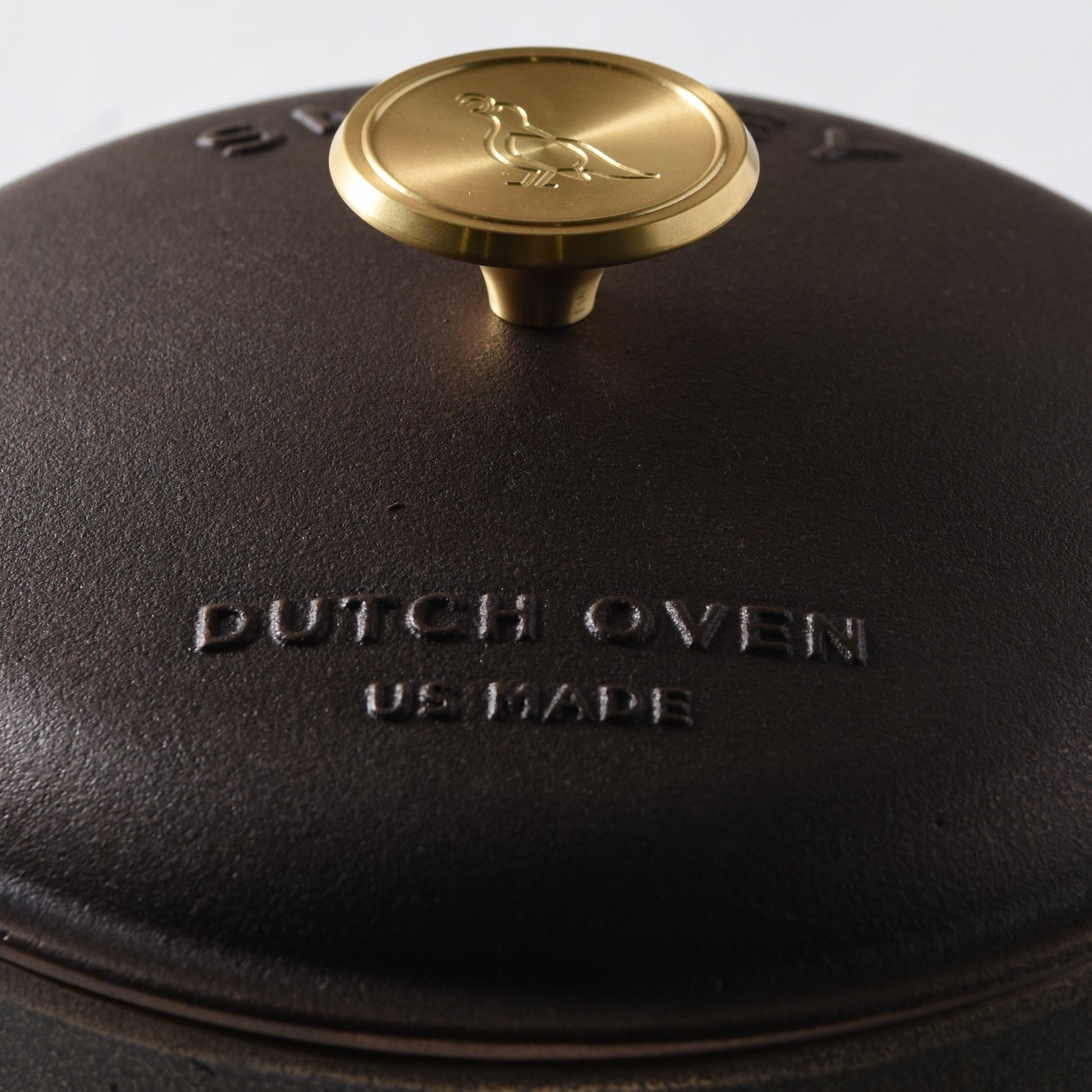 Smithey 2.5 quart polished cast iron dutch oven