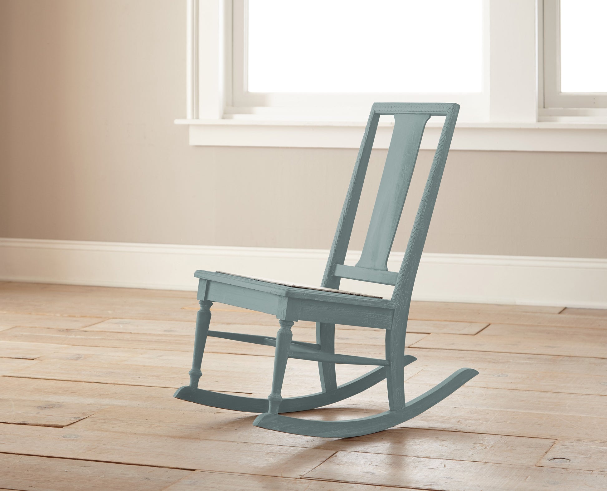 medium grey-blue chalk paint