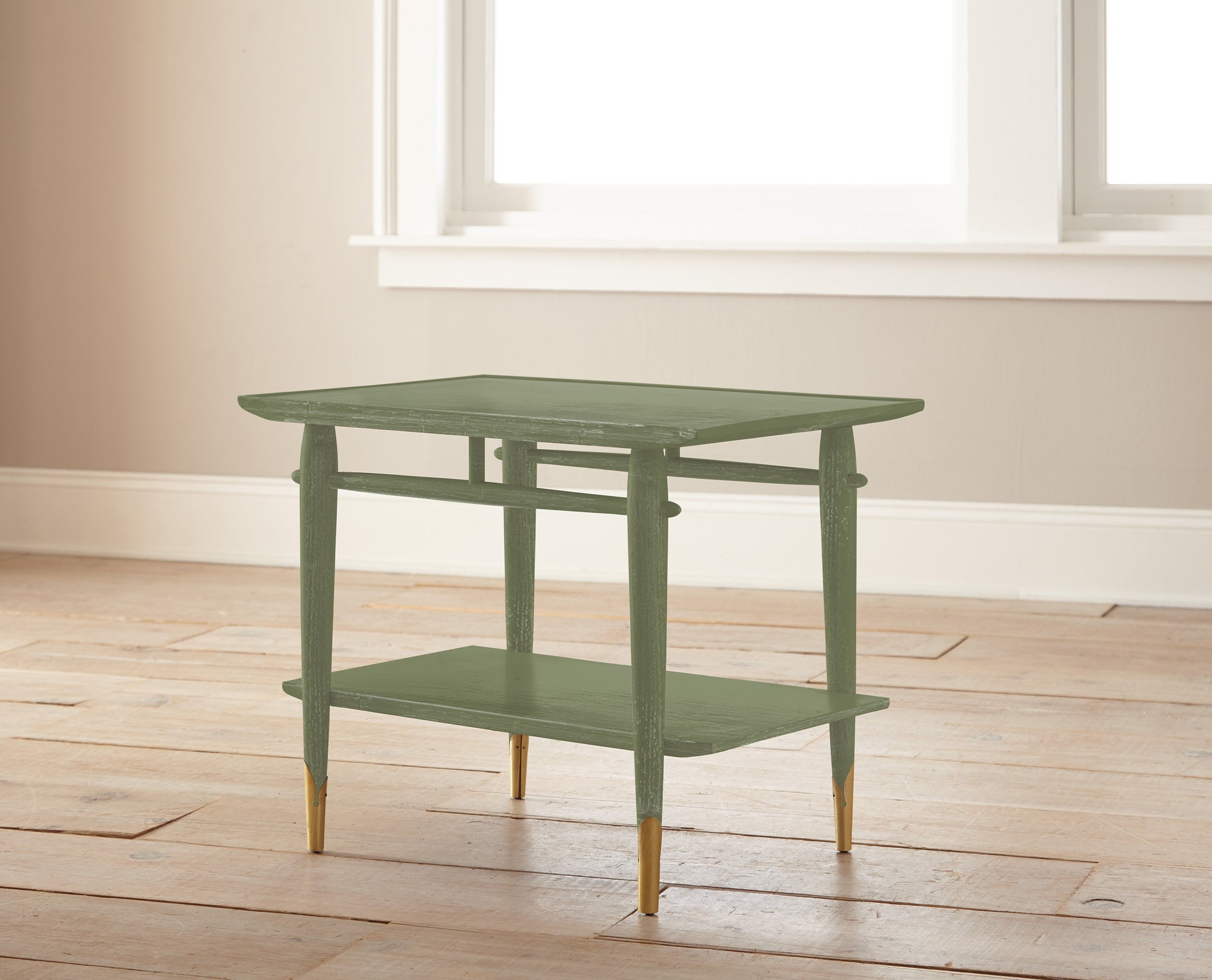 medium muted evergreen green chalk paint