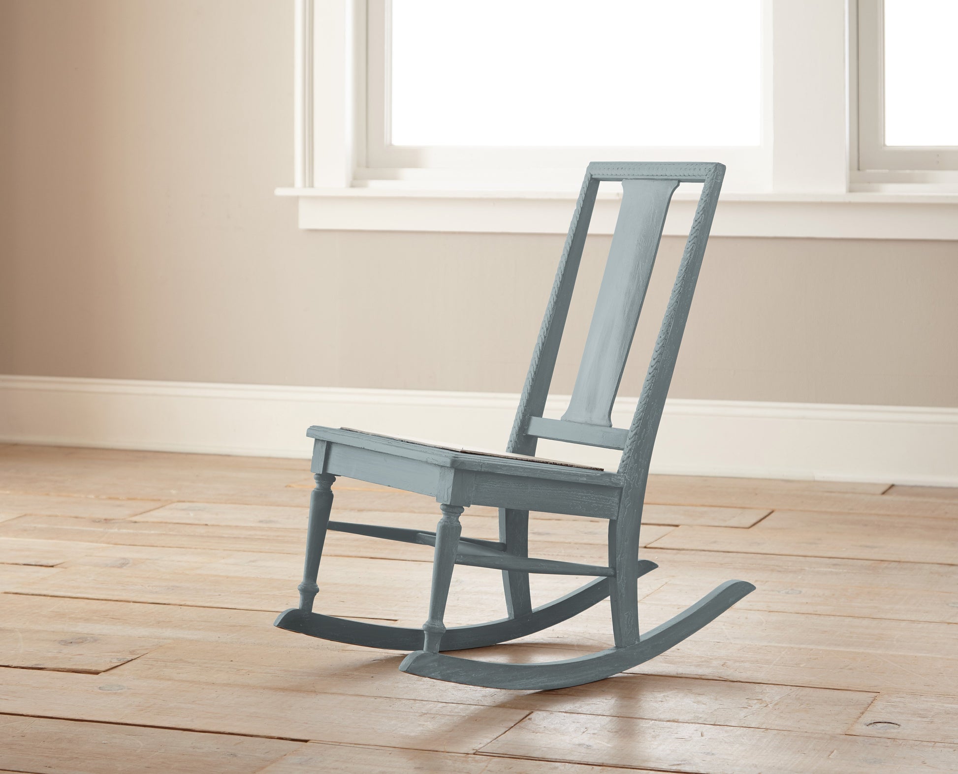 medium grey-blue chalk paint