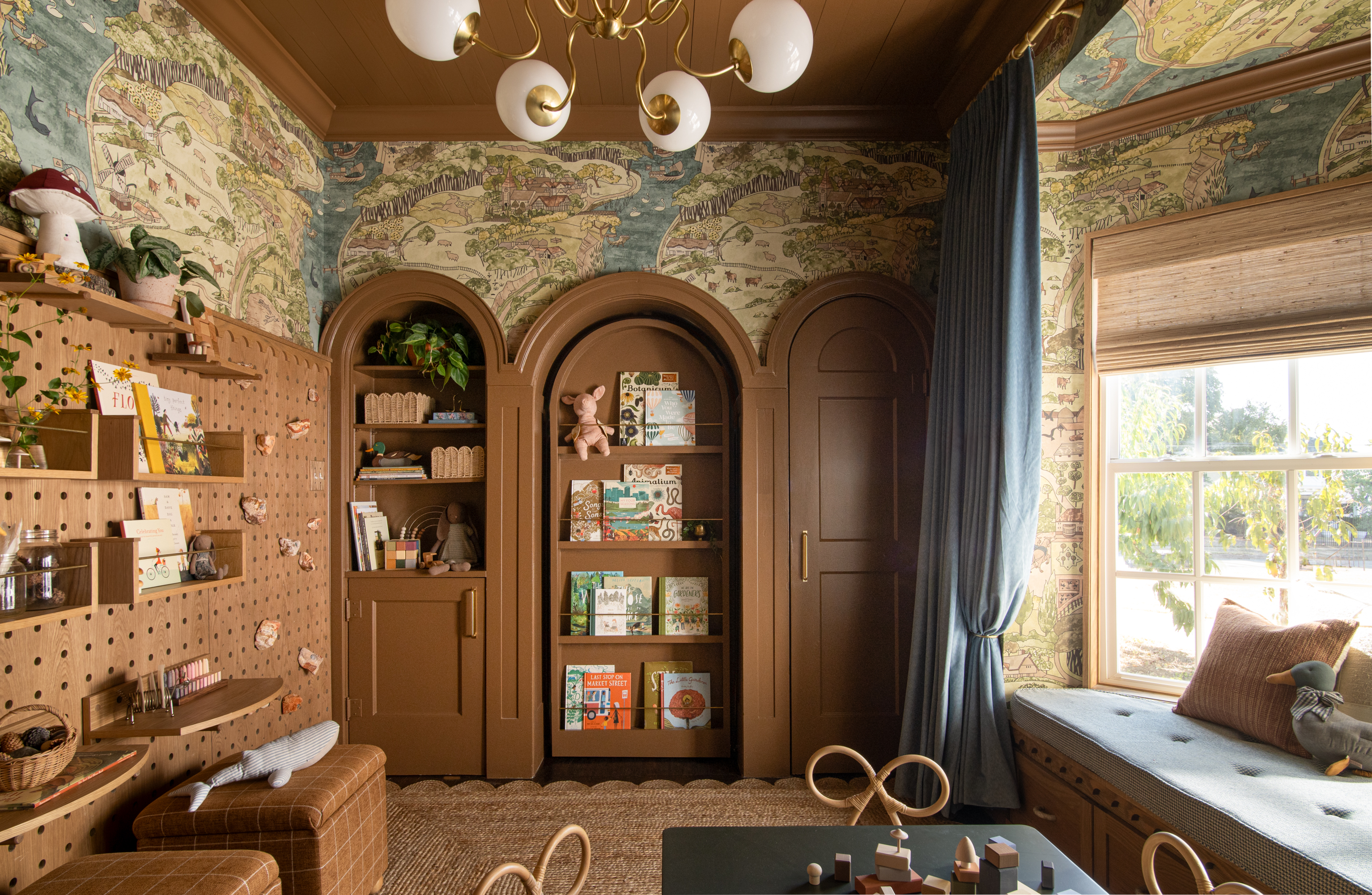 Read about Mini Reni: Magical Playroom
