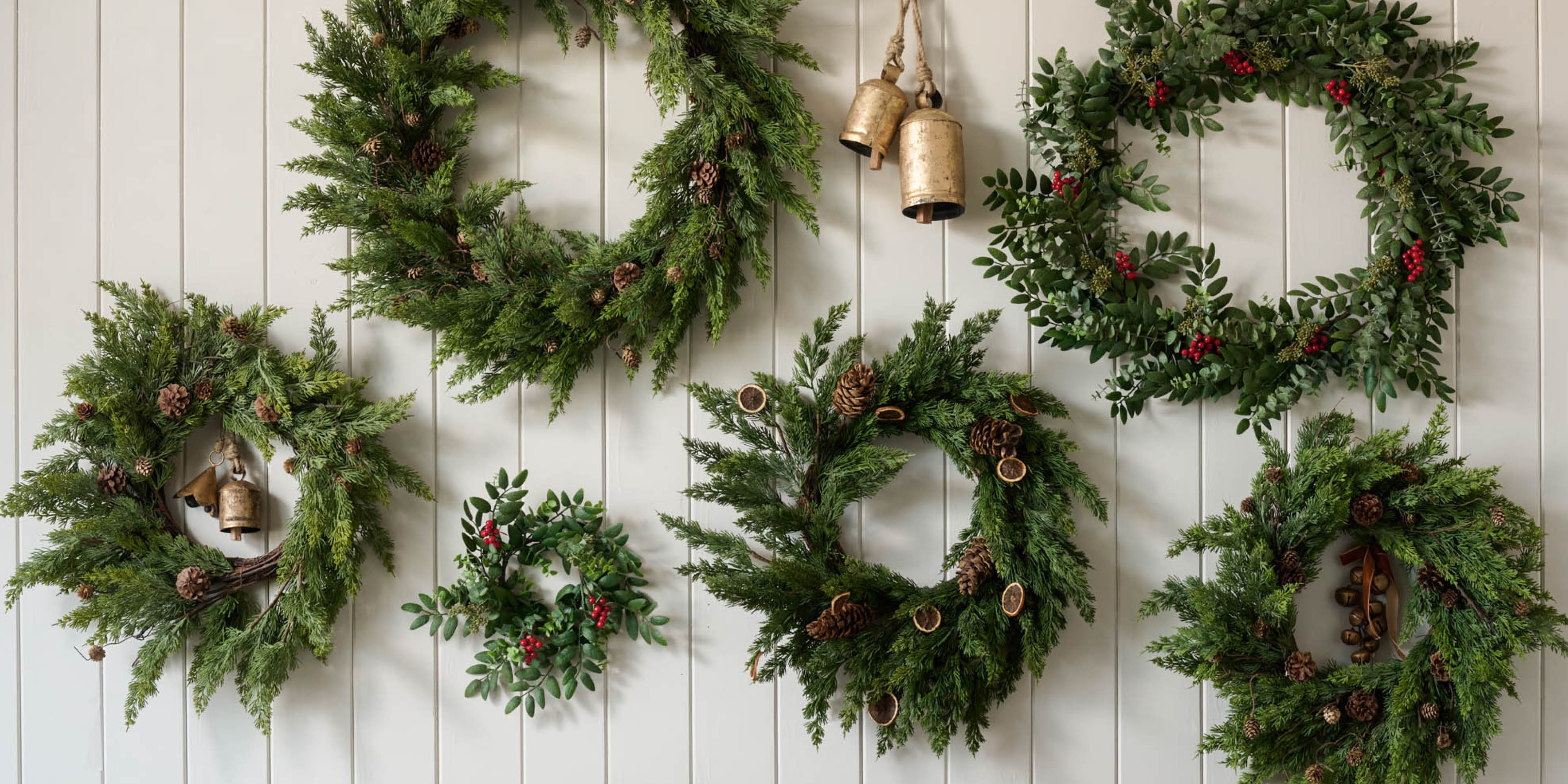 Winter Wreaths lookbook highlight 