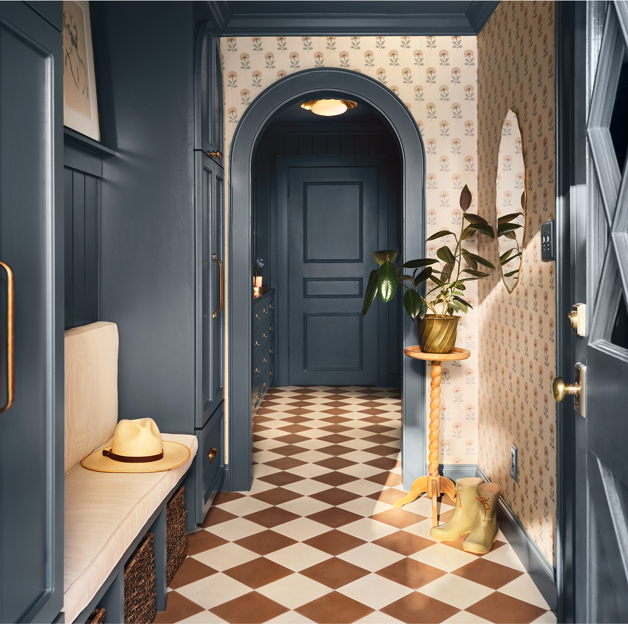 Mini Reni - shop our collection inspired by the Moody Makeover