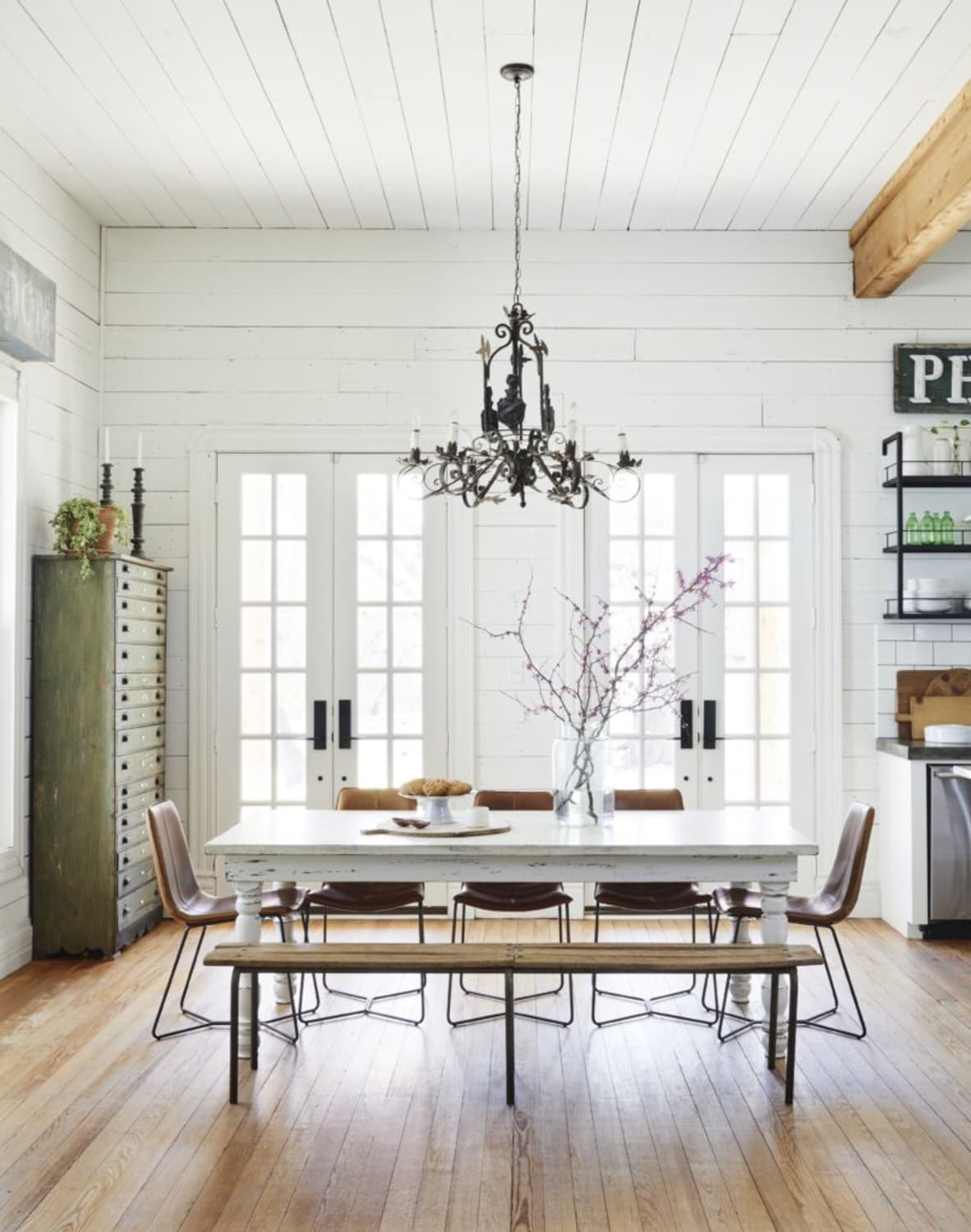 Magnolia home farmhouse keeping online dining table in bench