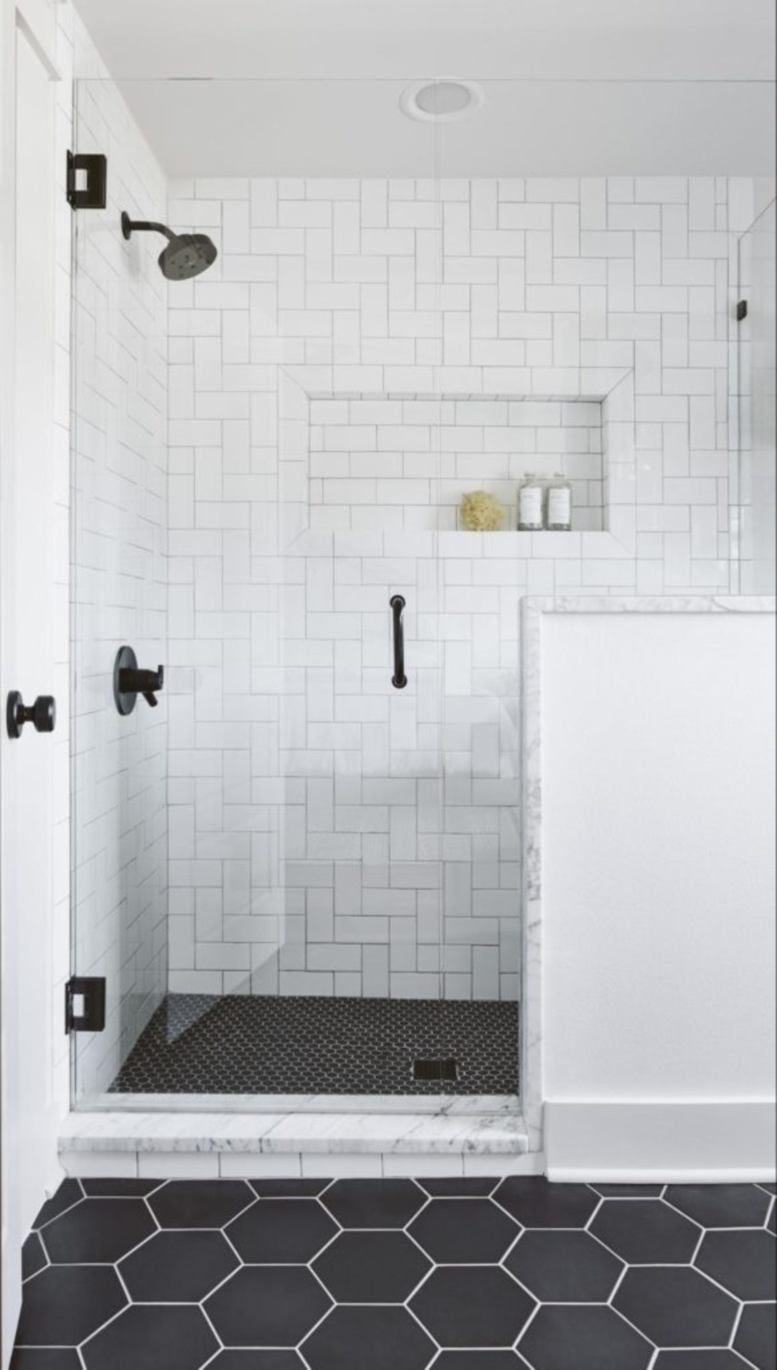 Large Format Tile, Large Shower Tile & Tile Flooring
