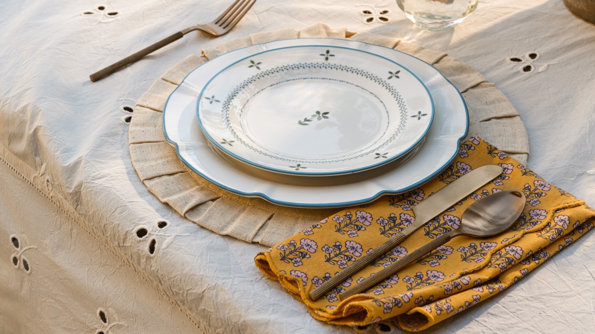 shop kitchen and tabletop