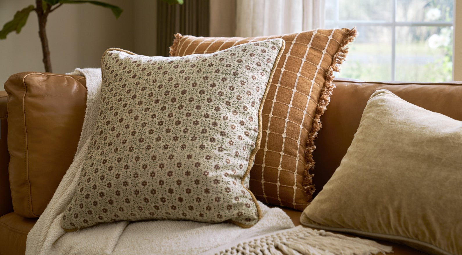 Shop pillows + throws