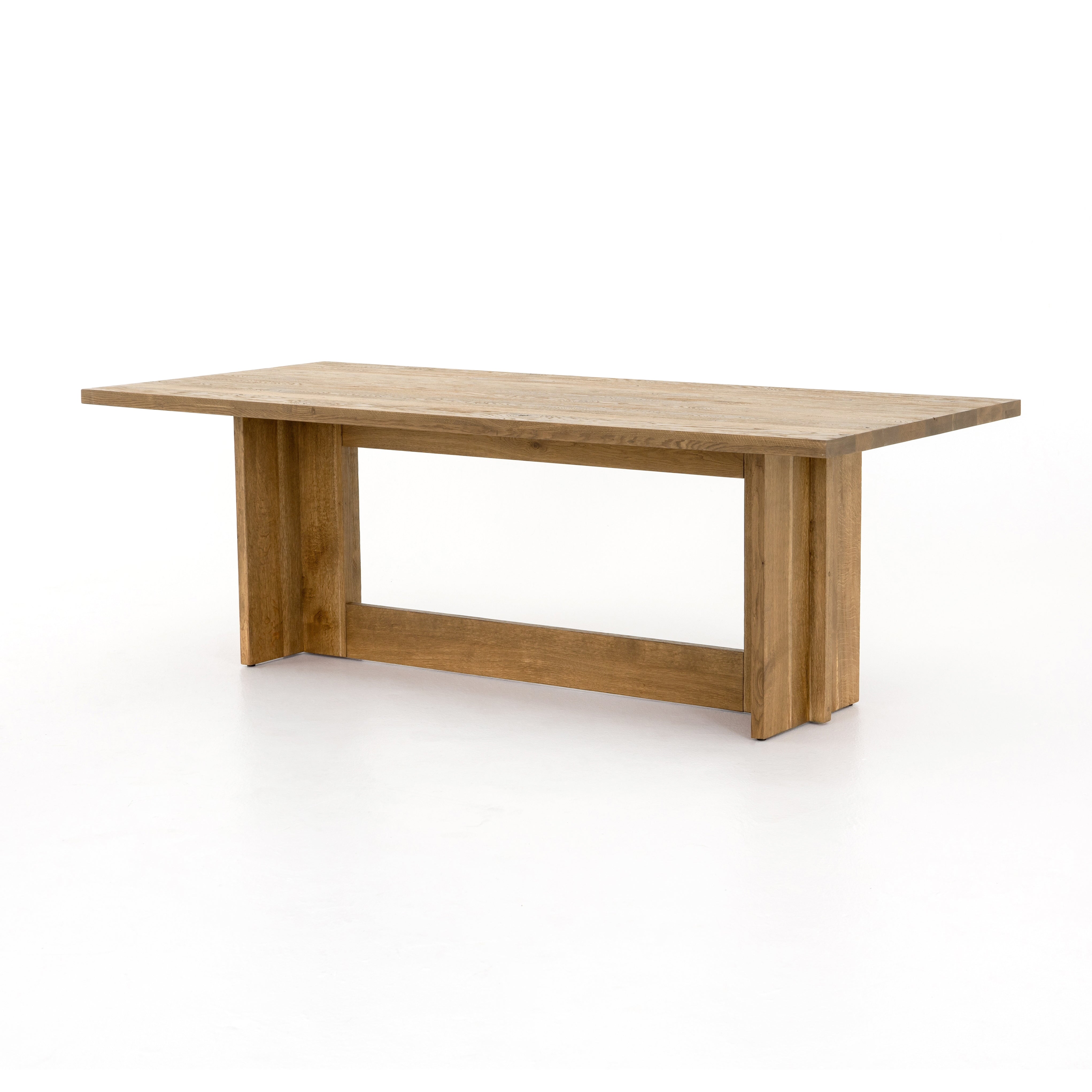 Ollie Dining Table