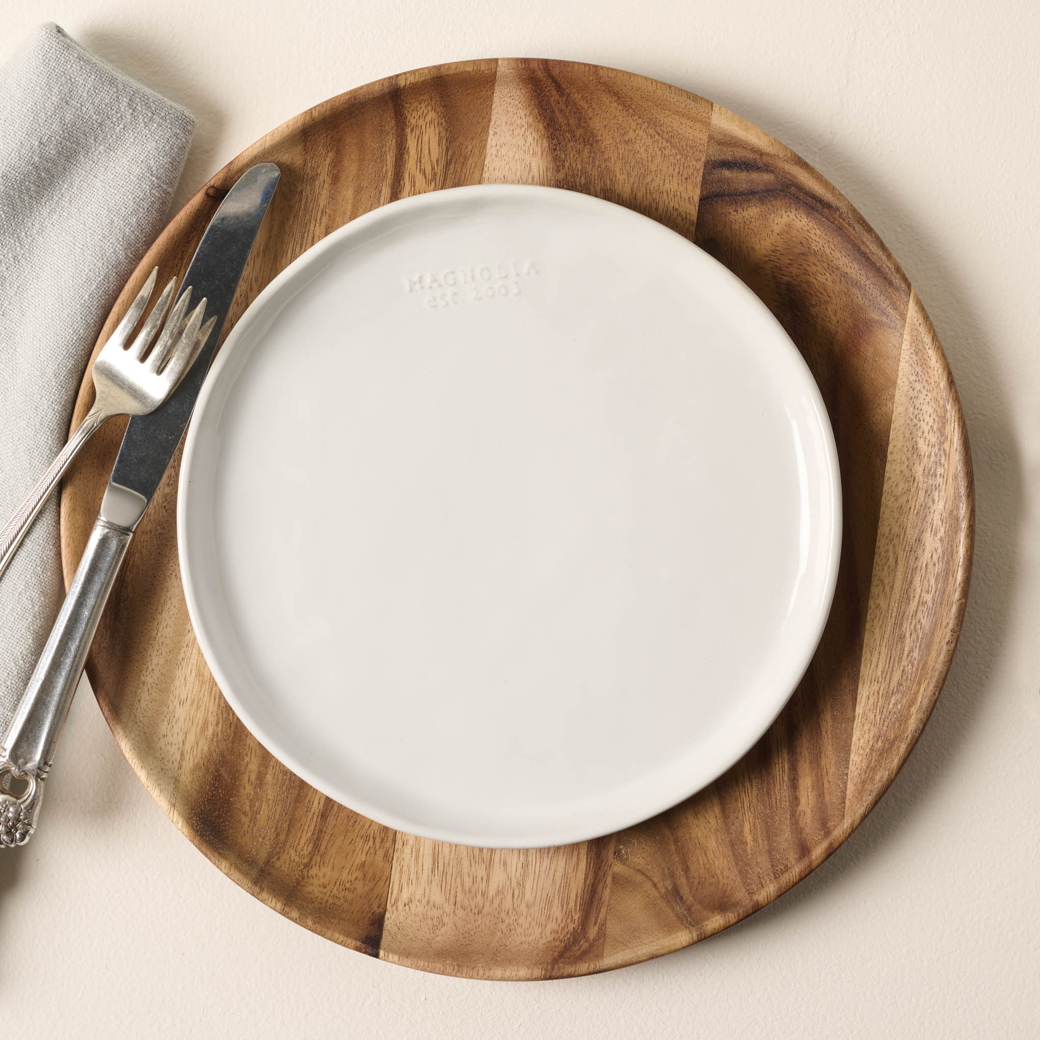 Aidan Charger with a plate on top $28.00