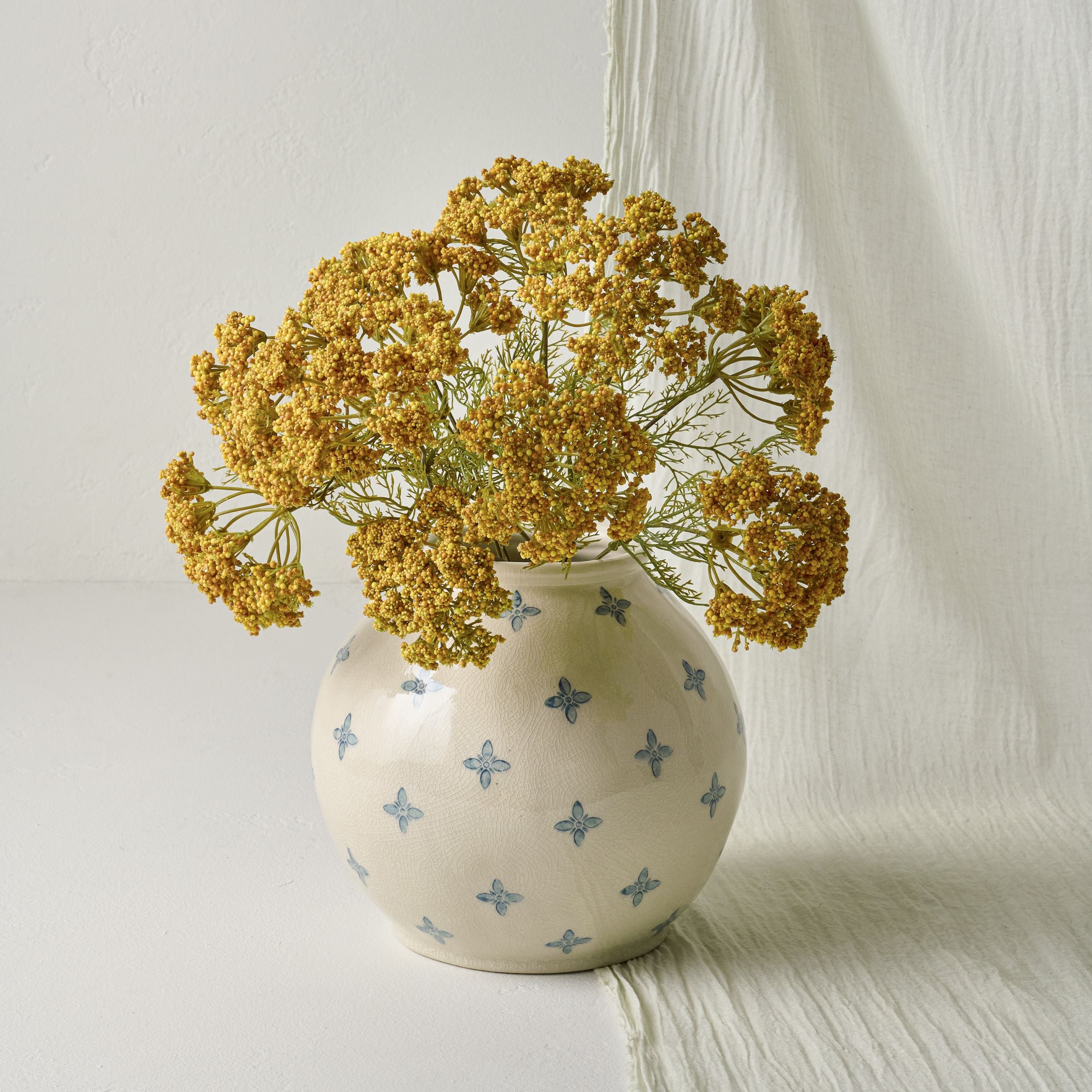 Vintage Inspired Vase + Queen Anne Lace Bush Bundle $70.00