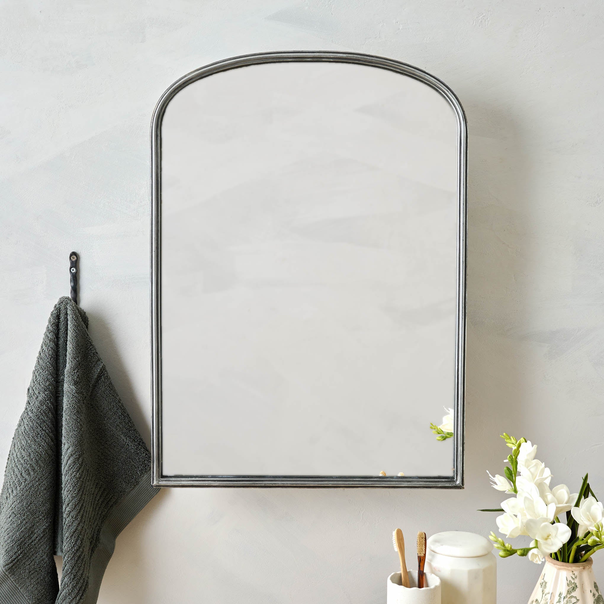 Archer Medicine Cabinet in silver